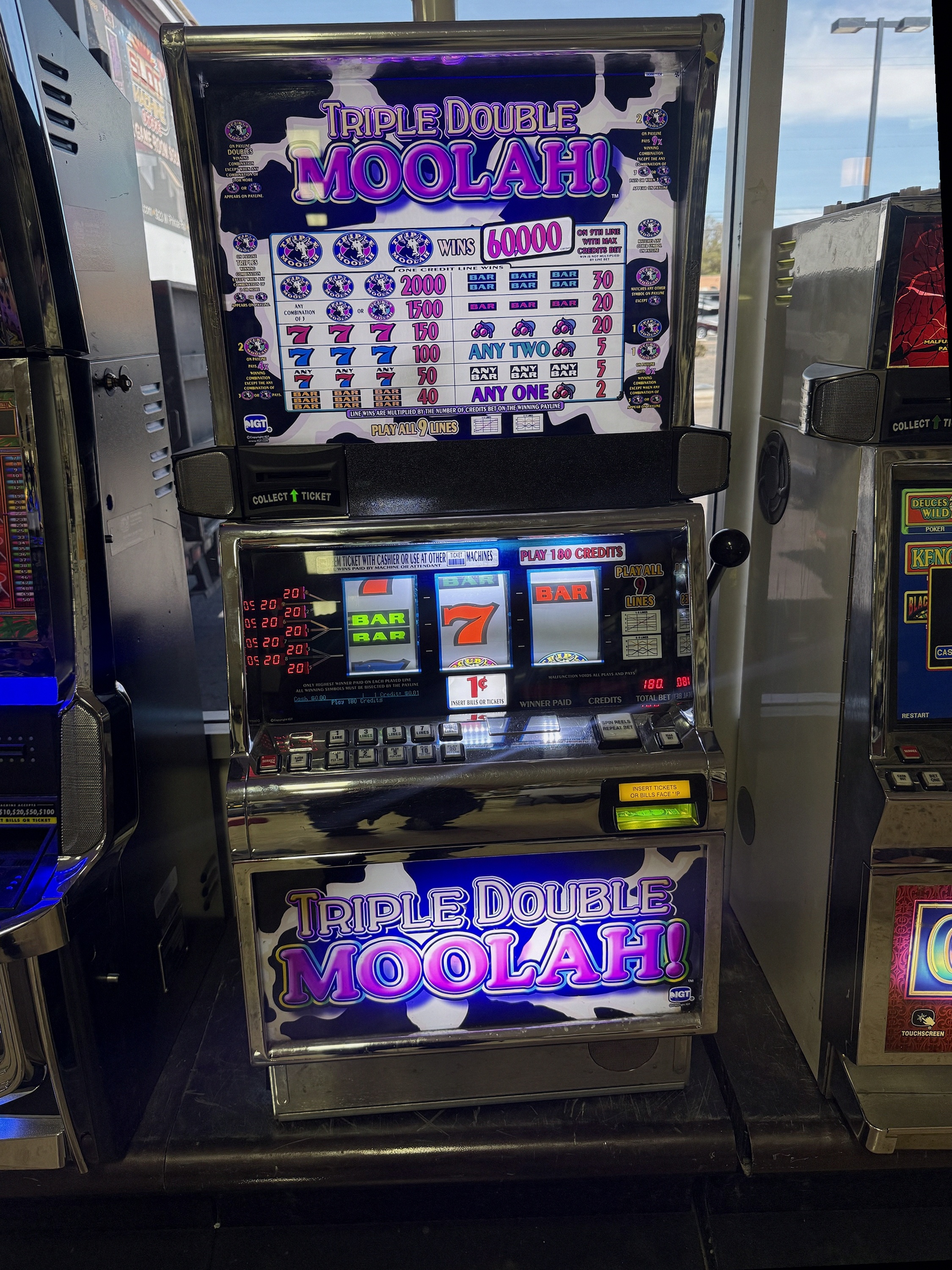IGT S2000 Reel Spinner Triple Double Moolah